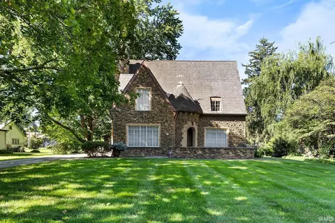 204 E Main St, Brook, IN 47922 photo 1