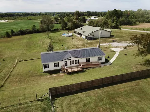 13369 N Sr 245 Hwy, Lamar, IN 47550