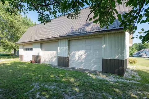 605 E 975 S, Fairmount, IN 46928 photo 9