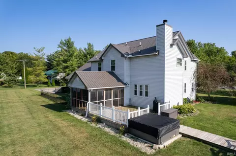 605 E 975 S, Fairmount, IN 46928 photo 4