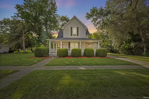 225 N Prairie St, Brookston, IN 47923