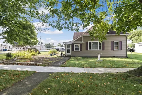 305 W North A St, Gas City, IN 46933