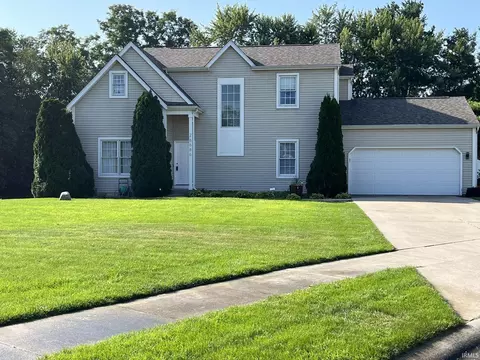 26686 Hampton Woods Dr, Elkhart, IN 46514
