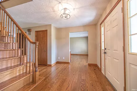 2152 W Skyview Dr, Jasper, IN 47546 photo 4