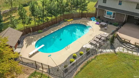 2152 W Skyview Dr, Jasper, IN 47546 photo 33