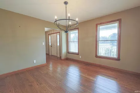 2152 W Skyview Dr, Jasper, IN 47546 photo 6