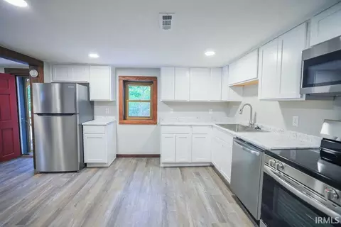 37 E Tanner Ave, Spencer, IN 47460 photo 6