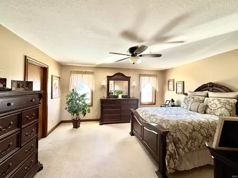 812 Maple Ct, Sweetser, IN 46987 photo 25