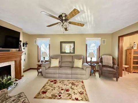 812 Maple Ct, Sweetser, IN 46987 photo 9