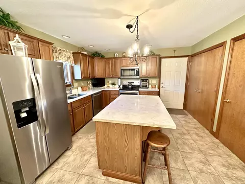 812 Maple Ct, Sweetser, IN 46987 photo 11