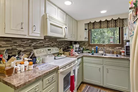 2455 E Marksara Dr, Marion, IN 46952 photo 7