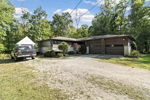 2455 E Marksara Dr, Marion, IN 46952 photo 1