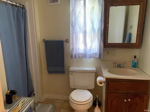 116 E Clem St, Flora, IN 46929 photo 11