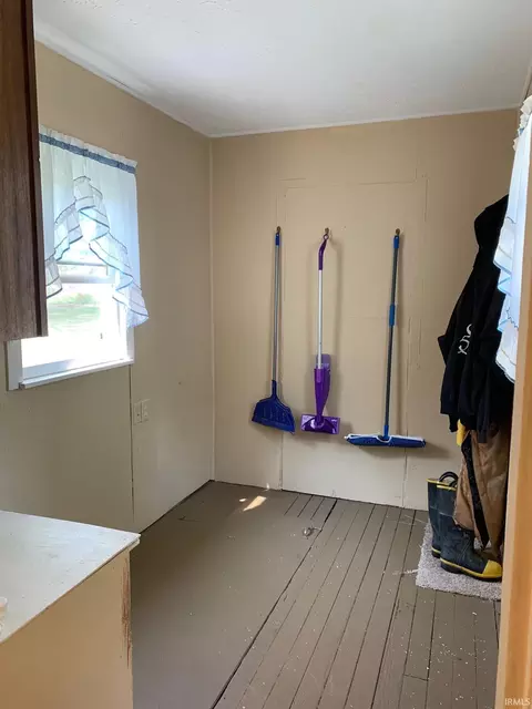 116 E Clem St, Flora, IN 46929 photo 13