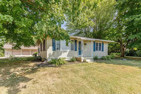 8656 Old Blairsville Rd, Wadesville, IN 47638