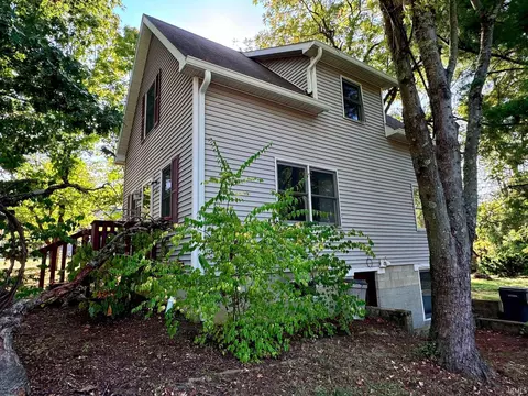 907 W 8th St, Bloomington, IN 47404 photo 1