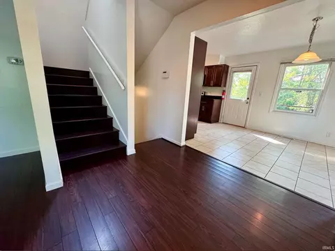 907 W 8th St, Bloomington, IN 47404 photo 11