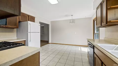 14929 Indianapolis Rd, Yoder, IN 46798 photo 9