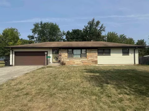 4816 Christofer Ln, Fort Wayne, IN 46806