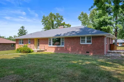 716 W Jackson St, Alexandria, IN 46001