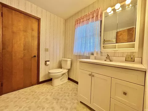 303 W Wolfe St, Sullivan, IN 47882 photo 18