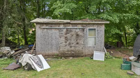 307 N Sycamore St, Lagrange, IN 46761 photo 33