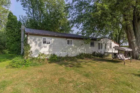 4632 Queen Rd, Plymouth, IN 46563