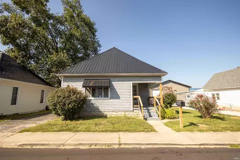 1605 6th St, Bedford, IN 47421 photo 2