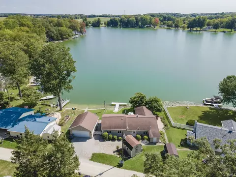 7045 S 1195 E, Hudson, IN 46747 photo 5