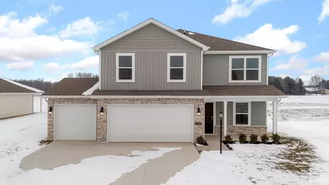 1233 Greenbrier Blvd, Warsaw, IN 46582