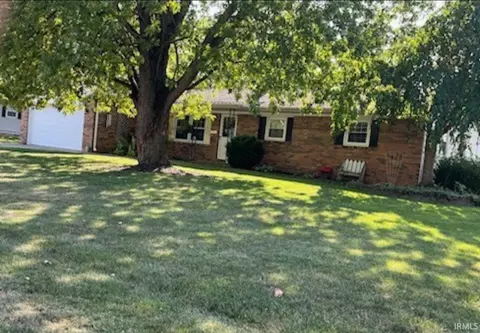 220 N Winchester Rd, Geneva, IN 46740