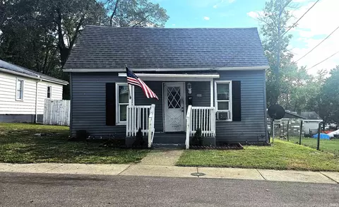 609 E Walnut St, Boonville, IN 47601