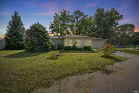 201 Blackford St, Waynetown, IN 47990