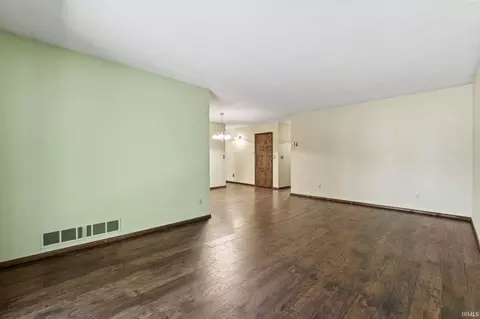 8812 Lafayette Center Rd, Yoder, IN 46798 photo 12