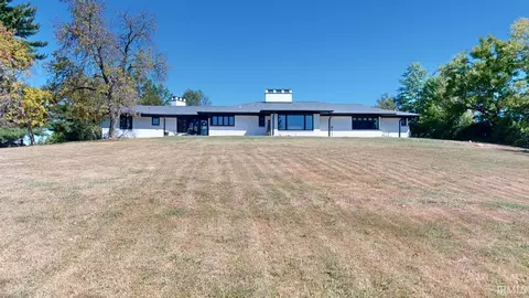 1324 Robert St, Jasper, IN 47546 photo 1
