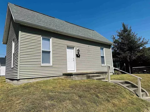 1100 E Walnut St, Washington, IN 47501 photo 1