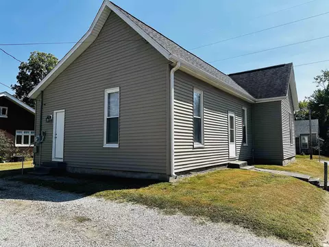 1100 E Walnut St, Washington, IN 47501 photo 17