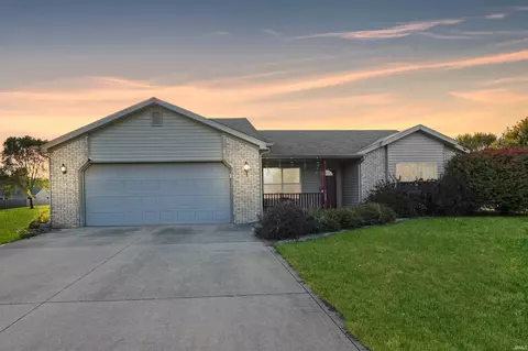 1927 N Brook Blvd, Warsaw, IN 46582
