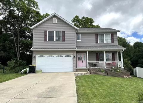 1254 W Olivia Ct, Bloomington, IN 47404