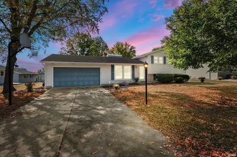 318 Parkway St, Berne, IN 46711
