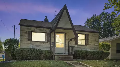 2736 Glenwood Ave, Fort Wayne, IN 46805