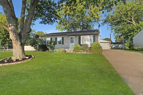 1301 Shenandoah Dr, Lafayette, IN 47905