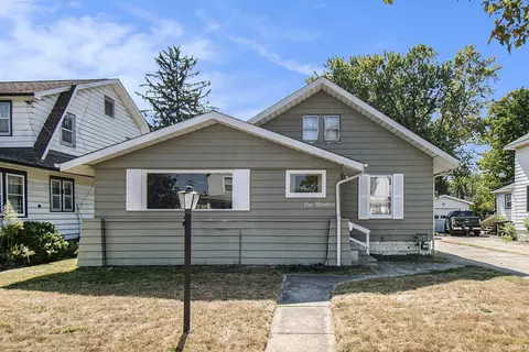 119 W Crawford St, Elkhart, IN 46514