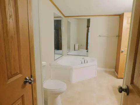 2929 N Thomas Rd, Bloomington, IN 47404 photo 14