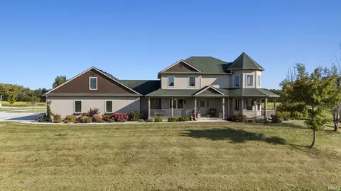 4838 S 500 W, Pleasant Lake, IN 46779
