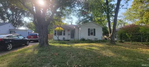 1505 Macarthur Dr, Evansville, IN 47714