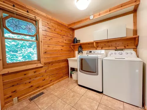 6607 E Division Rd, Mill Creek, IN 46365 photo 17