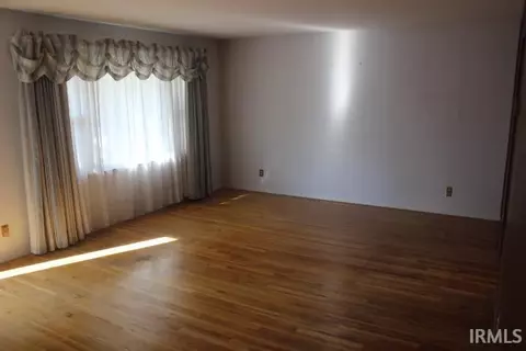 218 Moore Ave, Dunkirk, IN 47336 photo 2