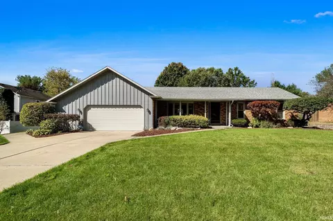 52433 Cavalier Ct, South Bend, IN 46635