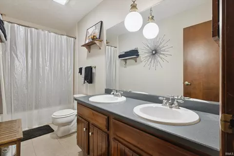17425 Pencross Dr, Granger, IN 46530 photo 25